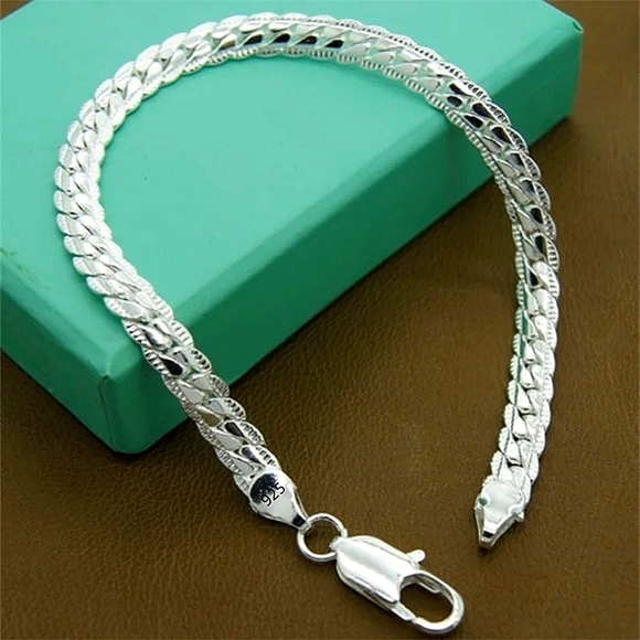 Boutique Jewelry - Women's Figaro 18k Gold Vermeil Chain Bracelet 7.88"